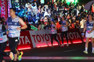 BIB: 1912, 101
                            <button type="button" onclick="openModal(23201860)" class="btn btn-primary btn-sm float-right btn-popup" data-toggle="modal" data-target=".modal-high-quality">
                        <i class="fas fa-shopping-cart"></i> Add to Cart
                    </button>
                                            <button type="button" onclick="isThisMe(23201860, true)" class="btn btn-success btn-sm float-right btn-popup btn-isme hidden" data-toggle="tooltip" data-placement="bottom" title="นี่คือรูปของคุณใช่ไหม คลิกที่นี่เพื่อเอาเข้าอัลบั้ม">
                        <i class="fas fa-plus"></i> Add to album
                    </button>
                    <button type="button" onclick="isThisMe(23201860, false)" class="btn btn-warning btn-sm float-right btn-popup btn-isnotme hidden">
                        <i class="fas fa-ban"></i> Remove from album
                    </button>